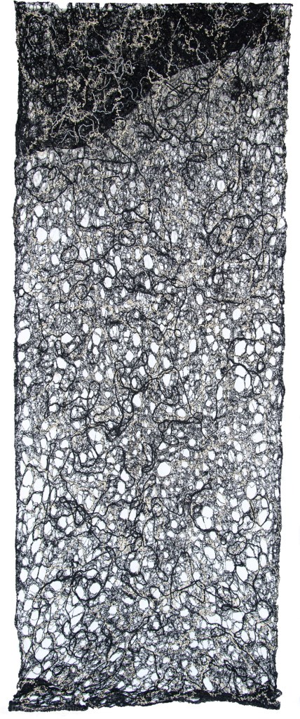 Florence Régnier, A Blackbird 1 Création du matériau textile Néphilart®, 2022