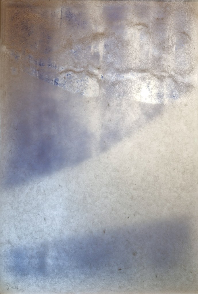 Florence Régnier, Boréale, Technique mixte, papier en pulpe de kozo créé par l’artiste et sérigraphie, 2024