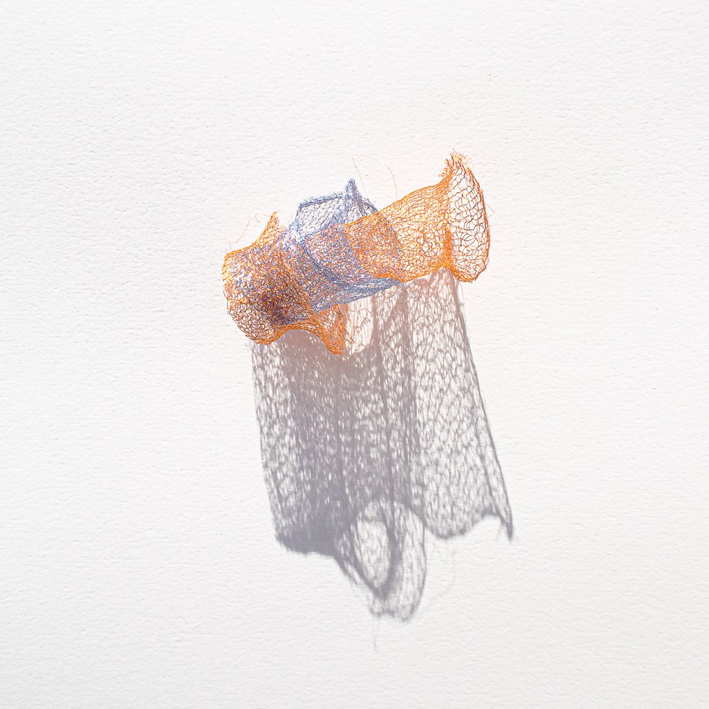 Florence Régnier, Microorganisme2054 #13, sculpture textile, 2025