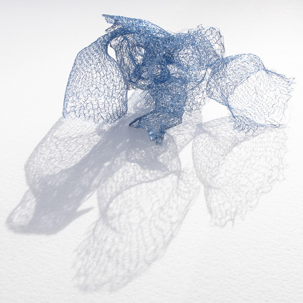 Florence Régnier, Microorganisme2054 #3, sculpture textile, 2025